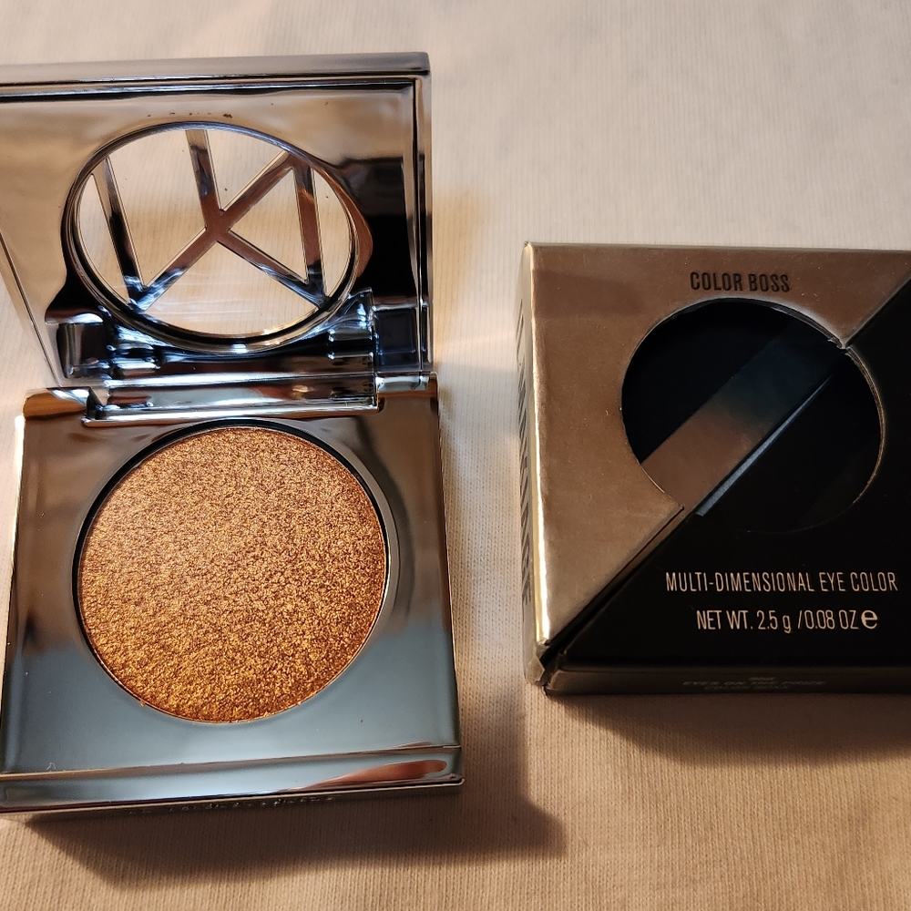 EYE SHADOW BUNDLE 2 - Picture 4 of 5